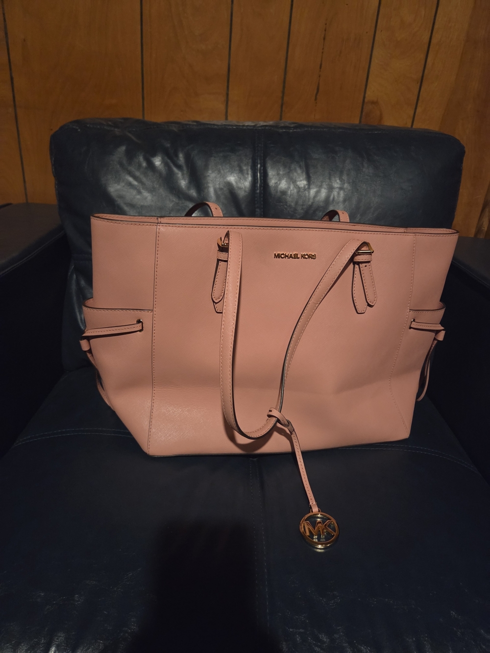 Michael Kors Blush Pink Leather Tote with Signature Charm - Picture 1 of 2